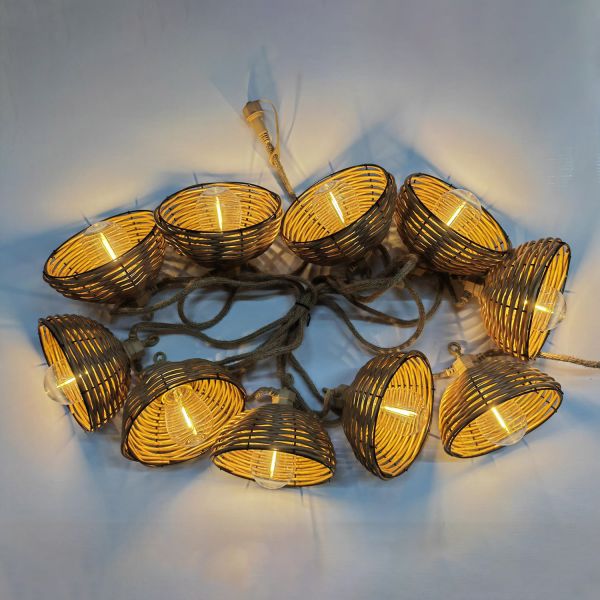 Dārza lampu virtene CHARM 10 LED spuldzes / 4,5 m, silti balta gaisma